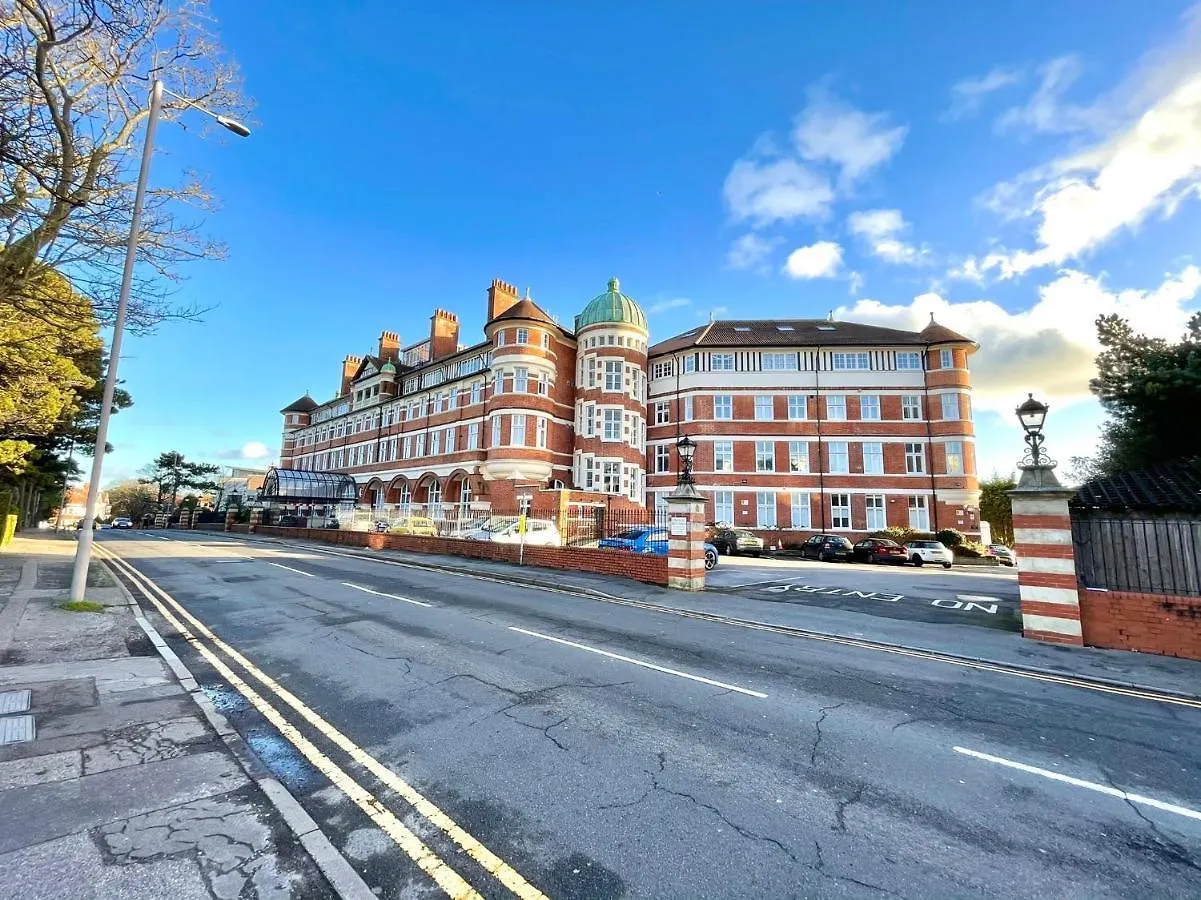 Modern Family Apartment Free Parking And Gym By Beach Bournemouth 0*,