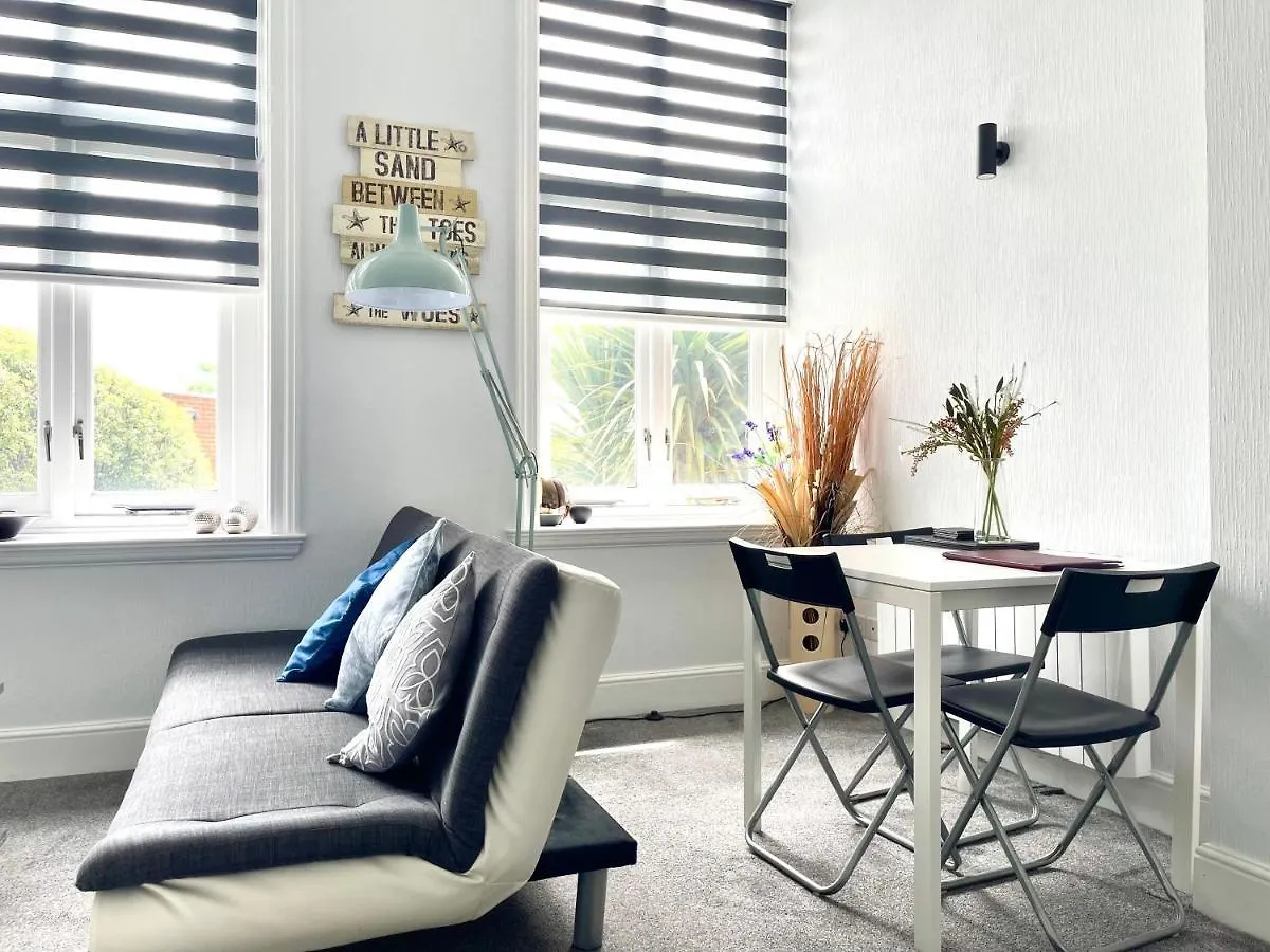 Modern Family Apartment Free Parking And Gym By Beach Bournemouth